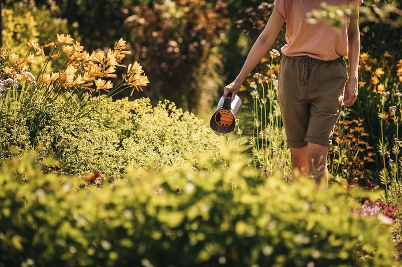 Fiskars Kenyérkenő 30 cm, Üvegszál Erősített Műanyag, Fekete-Narancs - Spreader