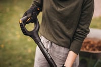 Fiskars Záhradný rýľ špicatý na tvrdú a kamenistú pôdu záhradné náradie 8