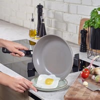 Hliníková panvica Fissler Ceratal Classic s keramickým povrchom, 24 cm, nepriľnavá, indukčná 8