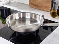 Súprava nerezových panvíc Fissler Profi Collection, 2 ks, 28 cm, bez povrchovej úpravy, na indukciu, s vysokou pokrievkou 3