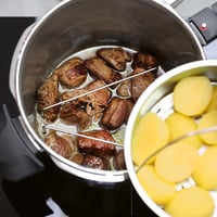 Nerezový tlakový hrniec Fissler Vitavit Premium, 6 litrov, 22 cm, 4 úrovne varenia, s vložkou, na indukciu, vyrobený v Nemecku 5