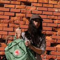 Unisex batoh pre dospelých Fjällräven Kånken, čierny, 16 l (38x27x13 cm), na turistiku aj na každodenné nosenie 2