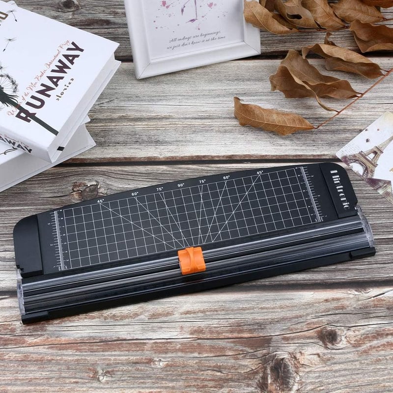 Flintronic A4 Papírvágó - Hordozható Vágógép Ujjvédővel és Vezetővonallal, Fotó, Kártya és Címke Vágásához, Otthoni és Irodai Használatra