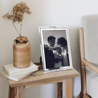 FramePro A4 oklevél és bizonyítvány képkeret üveg előlappal, falra akasztható, ezüst dokumentumkeret 6