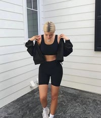 FuelMeFoot Női Magasderekú Kerékpáros Rövidnadrág - Légáteresztő Fitness Leggings Edzéshez, Jógához, Sporthoz - Fekete 3