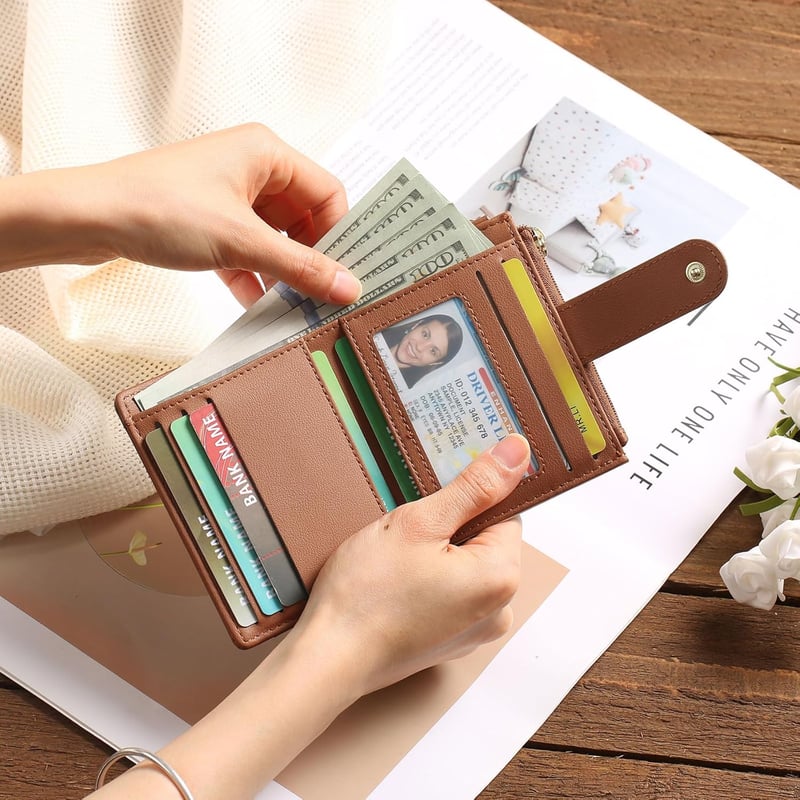 GAEKEAO női bőr pénztárca RFID védelemmel, kis méretű érmetartóval és kártyatartóval