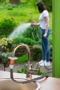 Gardena 18210-20 Kohútiková prípojka pre vnútorné kohútiky – s vonkajším závitom M 22 x 1 a vnútorným závitom M 24 x 1, adaptér na pripojenie zavlažovacieho systému 2