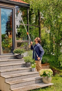Gardena 18804-20 Teleskópos Nyél M-XL: Vízvezetékes Tisztítónyél 155-260 cm, Alumínium, Távolabbi Felületekhez 6
