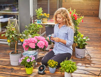 Solárny zavlažovací systém Gardena AquaBloom 13300-20 – Automatické zavlažovanie záhrady pomocou solárnej energie 7