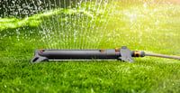 Obdĺžnikový zavlažovač Gardena AquaZoom L pre plochy 25 – 250 m², dosah 7 – 21 m, šírka postreku 4 – 17 m, integrovaný kovový filter 18714-20 5