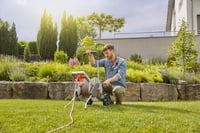 Vozík na hadicu Gardena CleverRoll L Easy Metal – kapacita 100 m, kovový rám, šikmé pripojenie, ochrana proti odkvapkávaniu, ručná kľučka 9