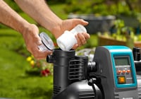 Automatická domáca vodáreň Gardena Comfort 5000/5E LCD – 5000 l/h, 1300 W, LCD displej, ochrana proti behu nasucho, energeticky úsporné domáce čerpadlo (1759-20) 2