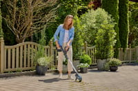 Gardena EasyWeed 1800/18V P4A Solo Akumulatorski čistač fuga (14820-55) - S čeličnom žičanom četkom, zaštitom od prskanja, lagan i bežični uređaj za uklanjanje korova 9