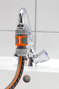 Adaptér Gardena na vodovodný kohútik so závitom M22 x 1 (vnútorný) a 26,5 mm (G 3/4") (vonkajší) pre záhradnú hadicu, 2906-20 7