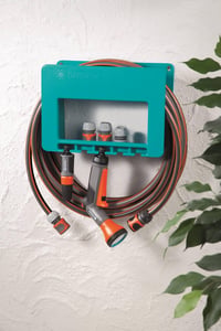 Nástenný držiak na záhradnú hadicu Gardena System Stowaway, kompaktné skladovanie – 30 x 21 x 12,8 cm, navíjací 2