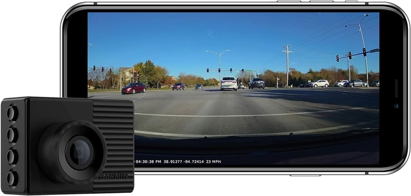 Garmin Dash Cam 56 autós kamera 1440p HD, 140° látószög, 2" kijelző