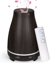 GeeRic Aroma Diffúzor 200ml - Ultrahangos Párásító Sötét Fa Kivitelben, 7 Színű LED Világítással, Távirányítóval, Automatikus Kikapcsolással 1
