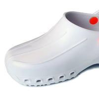 GIMA Ultra könnyű orvosi papucs szíjjal 41-es méret fehér 4