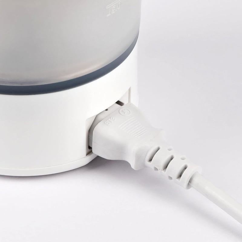 Girmi BL03 összecsukható utazó vízforraló szilikon 0,6L 600W BPA mentes