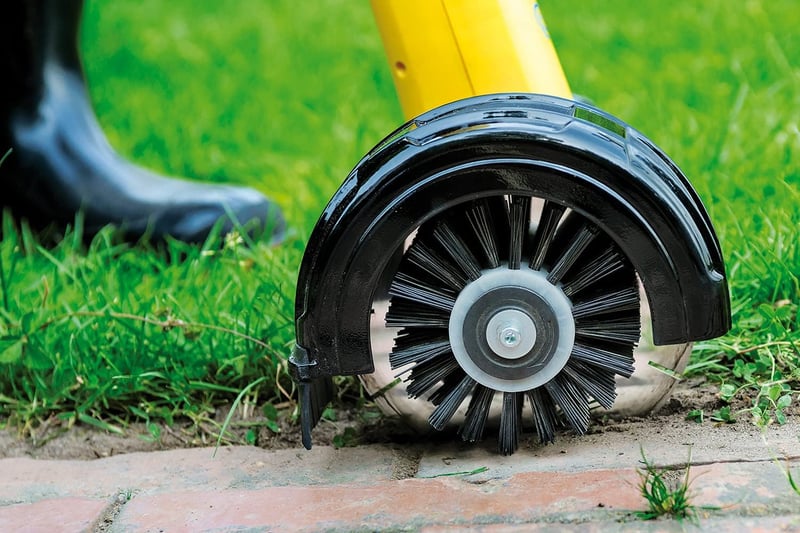Gloria Cut and Brush 2in1 szegélynyíró MultiBrush SpeedControl és Li-Ion kompatibilis - 2-in-1 lawn edge cutter