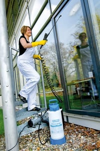 Penač Gloria FoamMaster FM 50 5L – Tlakový postrekovač na umývanie áut a čistenie budov, vymeniteľné penové vložky, 2,5 m špirálová hadica, kompresorová prípojka 3