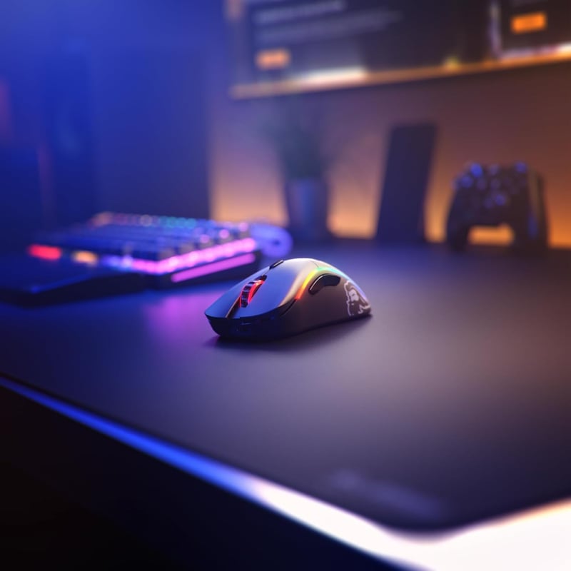 GLORIOUS Model D Wireless Gaming Egér - 69g Ultrakönnyű, 2.4GHz, 71h Akkumulátor, RGB, Ergonomikus - black (matt), Model D