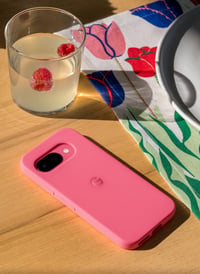 Husă din silicon pentru Google Pixel 9a - Husă de protecție durabilă, rezistentă la pete pentru smartphone Android - Culoare Peony (Made by Google) 2