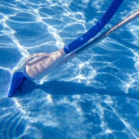 Aspirator manual pentru piscină Gre AR20637Z Medium Vac pentru curățarea fundului piscinelor de dimensiuni mici și medii 3