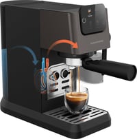 Pákové espresso Grundig KSM 5330 – 1628 W, 15 bar, tmavý nerez, 300 ml nádržka na mlieko, 1,1 l nádržka na vodu, dotykový displej, BrewSense, espresso a cappuccino 4