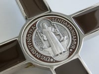 Cruce Sfântul Benedict GTBITALY 20 cm Emailată Maro Argintie Cruce de Perete cu Cutie de Cadou Decor Bisericesc 4