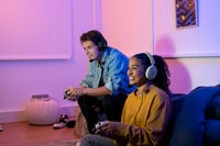 Herné slúchadlá GXTrust Forta PS5, licencované pre PlayStation 5, biele | 50 mm meniče, 3D audio, 3,5 mm jack, odnímateľný mikrofón, 1,2 m kábel 10