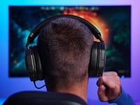 Herné slúchadlá Trust GXT 1493 Ravox, bezdrôtové, Bluetooth a 2,4 GHz, mikrofón, 50 mm meniče, 70-hodinová výdrž batérie, čierne, PS5, PS4, Switch, PC 10
