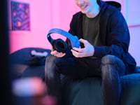 Herná náhlavná súprava GXTrust Rayne, ľahká, kompatibilná s PC, Xbox, PS4, PS5, Switch a mobilnými zariadeniami, s mikrofónom, modrá 9