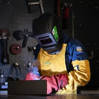 GYS Master LCD automata sötétedő hegesztőpajzs 6