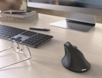 Ergonomická vertikálna bezdrôtová myš Hama, pre pravákov, max. 1800 DPI – čierna 2