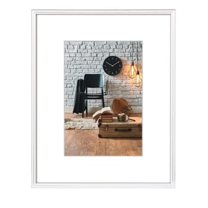 Hama Sevilla okvir za slike 30x40 cm, papirnati passepartout 20x27 cm, kvalitetno staklo, plastični okvir, bijela boja, za vješanje na zid