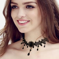 Handcess gótikus csipke choker nyaklánc fekete gyöngyökkel és strasszal 3