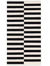 Vlnený koberec Hanse Home Vika – ručne tkaný, pruhovaný, čierno-prírodná biela, 80x150 cm – obývačka, spálňa, jedáleň, predsieň 3