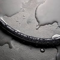 hansgrohe Designflex Universal 1,25 m-es zuhanycső csavarvédelem és kinkóvédelem fekete króm 8