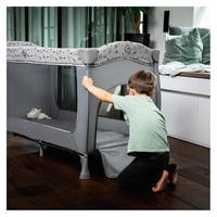 Cestovná postieľka Hauck Sleep N Play Centre 7-dielna súprava, s vložkou pre novorodencov, prebaľovacou podložkou, kolieskami, do 15 kg, Teddy Grey 4