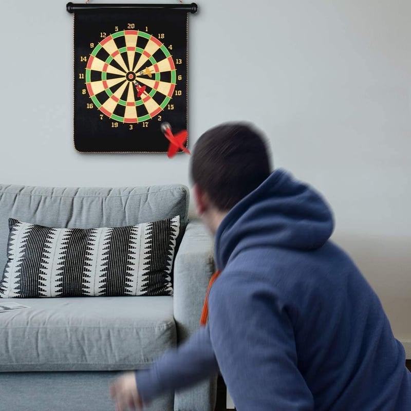 HelaCueil Mágneses Dartboard 38cm Kétoldalas Gyerekeknek és Felnőtteknek 12 Nyíllal
