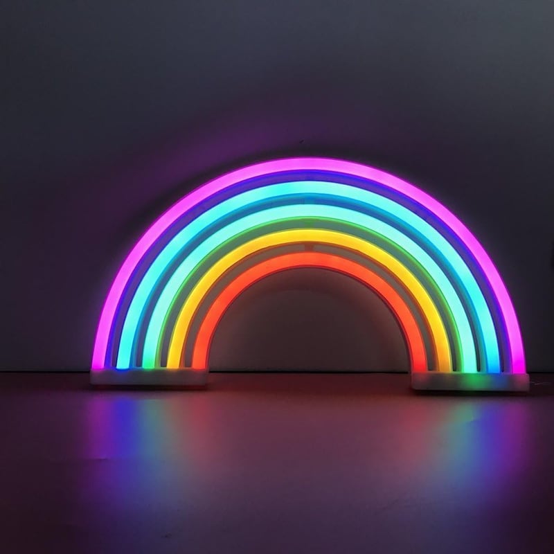 Hello Rosa ajak alakú neon lámpa szivárványos LED dekoráció
