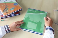 Copertă de carte HERMA 20233 HERMÄX Classic 26,5 x 54 cm, 10 bucăți, transparentă, cu etichetă pentru inscripționare și protecție a marginilor, folie din polipropilenă ștergibilă, set pentru protecția cărților școlare 7