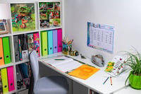 Copertă caiet HERMA 7494 A4, transparentă, portocalie, 25 bucăți, folie polipropilenă durabilă și lavabilă, pentru caiete școlare, set coperte colorate 4