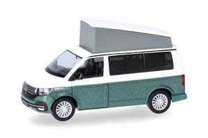 Macheta auto Herpa VW T6.1 California, scara 1:87 - Alb Candy/Verde Bay Leaf Metalizat - Miniatură de colecție din plastic, fabricată în Germania