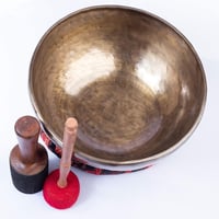 Himalayan Bazaar 9" Tibeti Éneklő Tál Szett - Gyógyító Chakra Meditáció Jóga 7