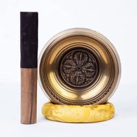 Himalayan Bazaar Nagy Tibeti Hangtál Szett - Bronz, 5 Hüvelykes - Meditációhoz, Relaxációhoz - Mantra Mintával, Selyempárnával

AI: Himalaya 4