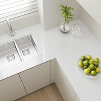 Hode Öntapadós Bútorfólia - Fehér Csillogó PVC Dekorációs Tapéta Konyhába, Vízálló Falmatrica, Könnyen Tisztítható Bútorvédő Fólia 300x30cm 4