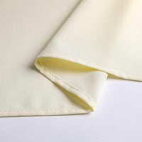 Home Direct Lótuszhatású Asztalterítő - Téglalap Alakú Krémszínű Textil Terítő 140x200 cm - Folttaszító Poliészter Anyag, Könnyen Tisztíthat 6