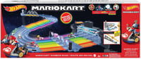 Hot Wheels Mario Kart Versenyautó Pálya Szivárványszínekben, 2 Autóval (Mario & King Boo), Fény és Hangeffektekkel, 2.5m Hosszú, 4 Évtől 6